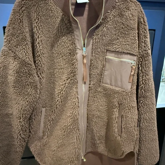 Varley Brown Sherpa Jacket - Picture 4 of 7